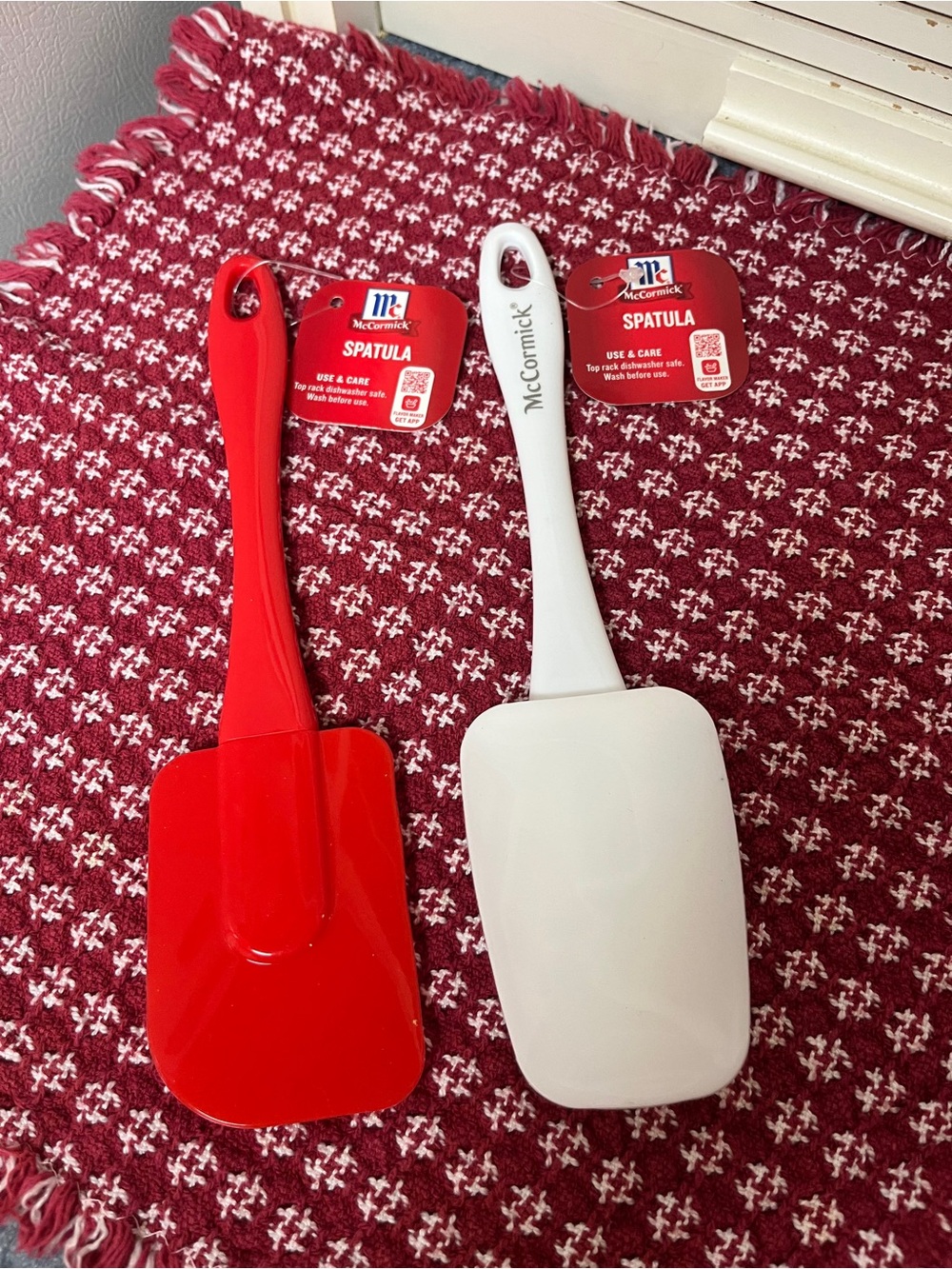 McCormick Silicone Spatula Set in Red and White - 2 Pack NWT